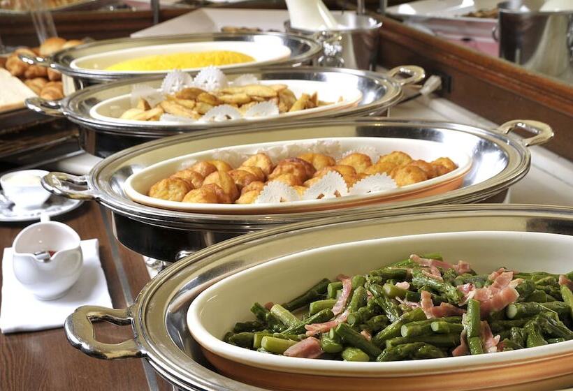 Отель Sapporo Garden Palace