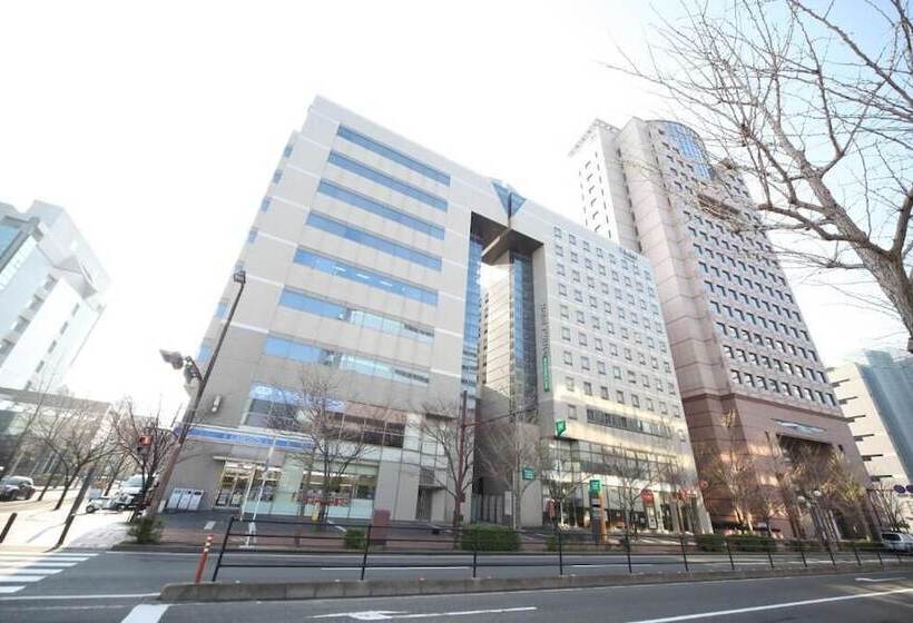 Seaside Hotel Twins Momochi