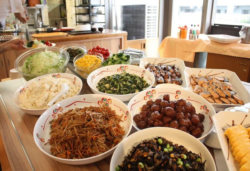 Seaside Hotel Twins Momochi