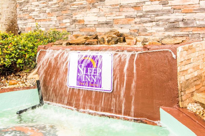 فندق Sleep Inn & Suites