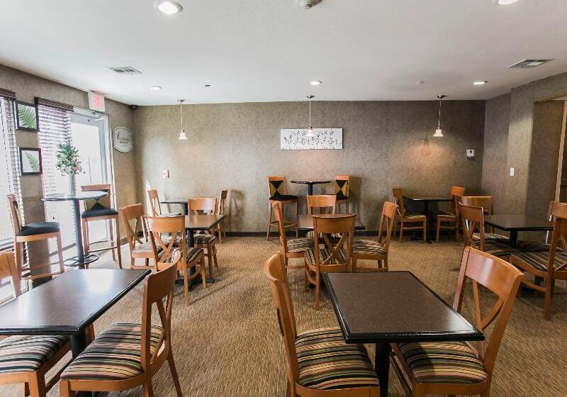 هتل Sleep Inn & Suites Near Fort Cavazos