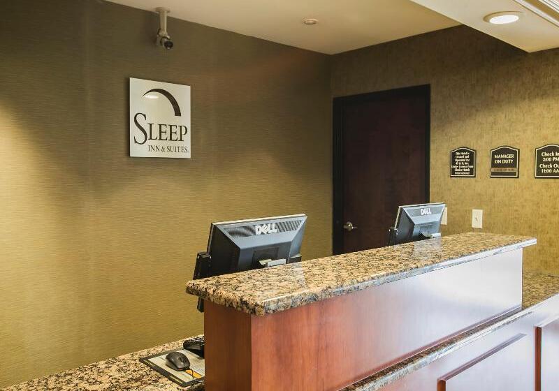 هتل Sleep Inn & Suites Near Fort Cavazos