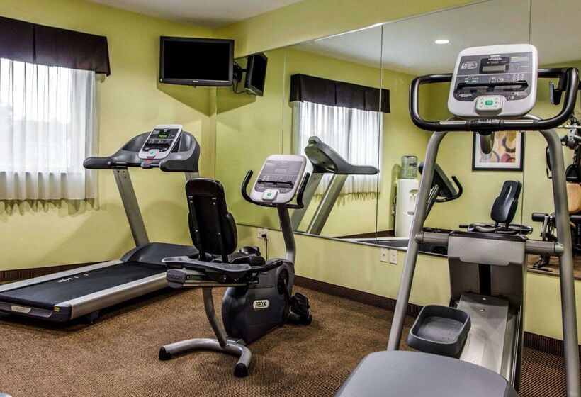 فندق Suburban Studios Cedar Falls