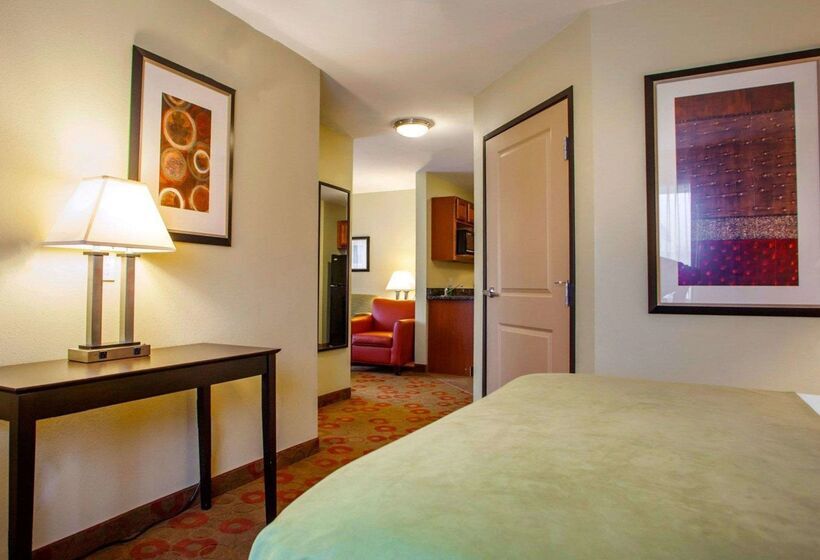 فندق Suburban Studios Cedar Falls