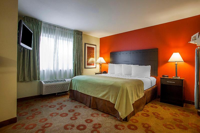 호텔 Suburban Studios Cedar Falls