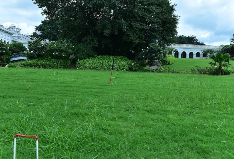 هتل Taj Falaknuma Palace
