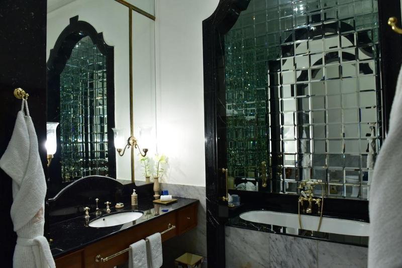 هتل Taj Falaknuma Palace