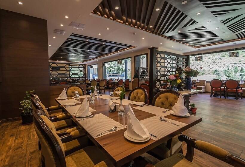 هتل The Highland Park