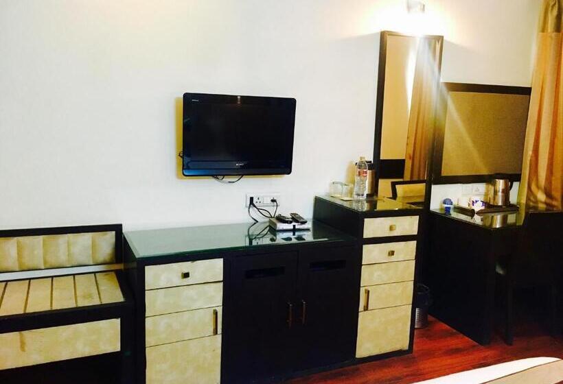 The Oakland Plaza By Orion Hotels