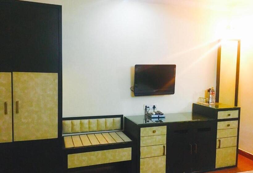 The Oakland Plaza By Orion Hotels