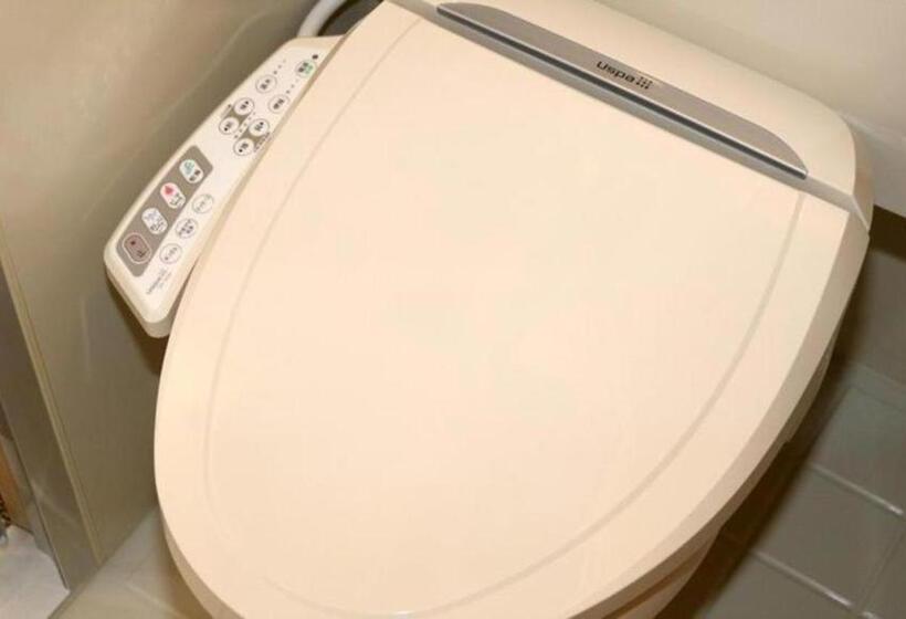 هتل Toyoko Inn Kanazawa-eki Higashi-guchi