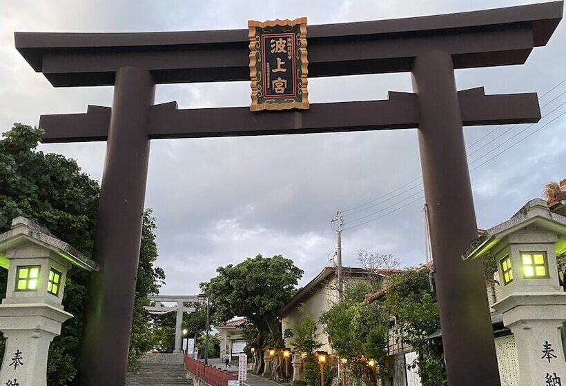 호텔 Toyoko Inn Naha Asahi-basi Ekimae