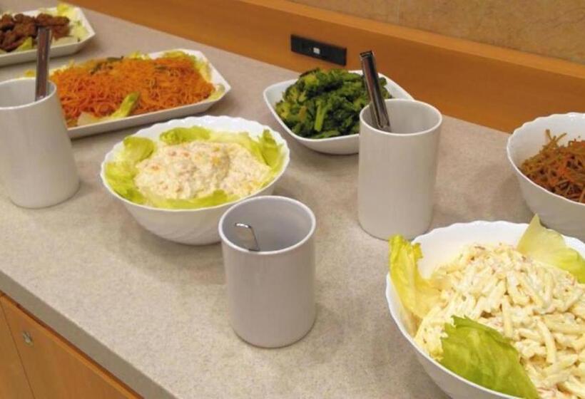 בית מלון כפרי Toyoko Inn Okayama-eki Nishiguchi Hiroba