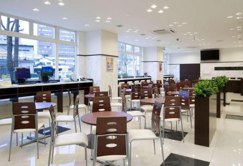 Отель Toyoko Inn Toyama Ekimae Takara-machi