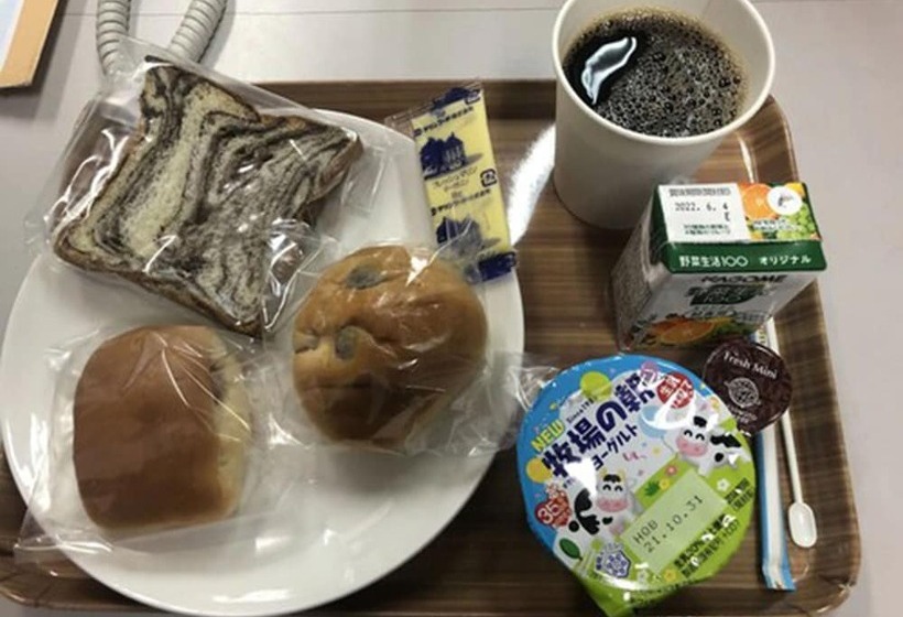 호텔 Toyoko Inn Yokohama Nishi-guchi