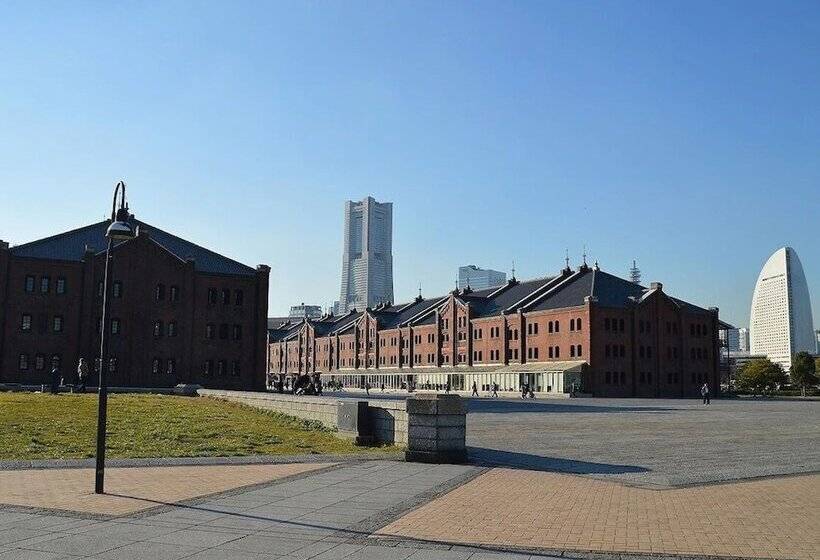 Отель Toyoko Inn Yokohama Shinkoyasu Ekimae