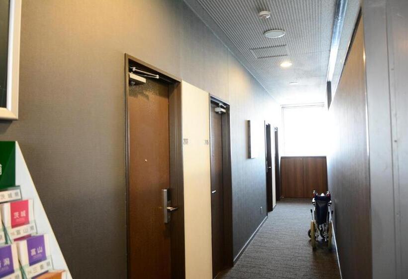 בית מלון כפרי Ueda Ekimae Royal