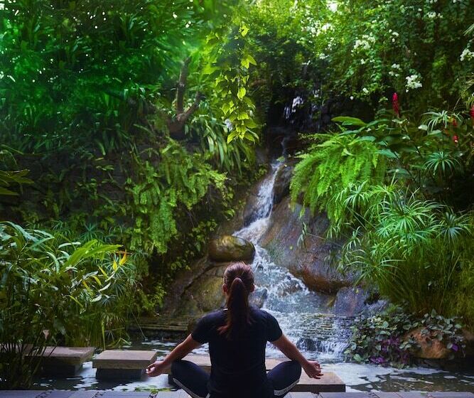 בית מלון כפרי Taj Green Cove Resort And Spa Kovalam