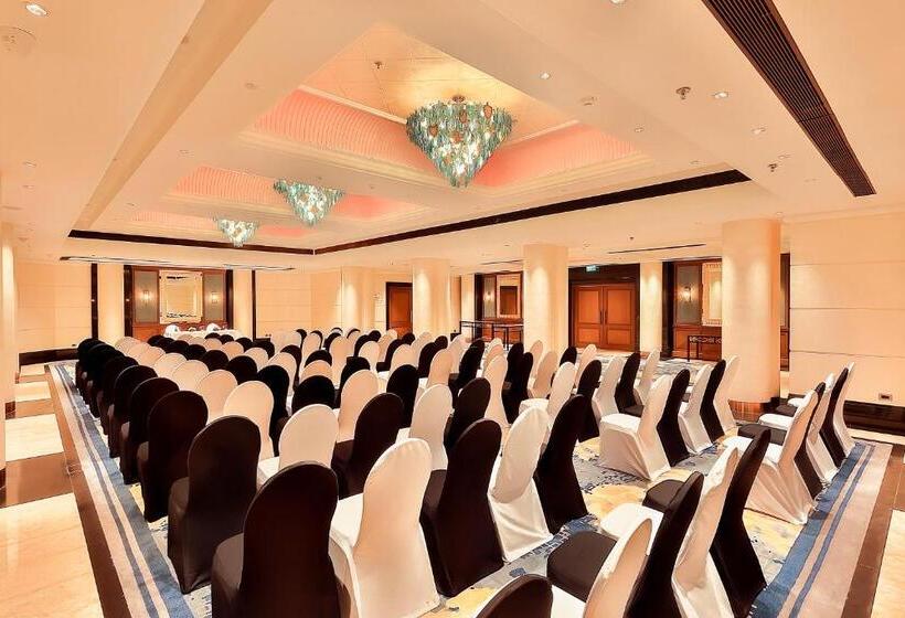 Welcomhotel By Itc Hotels, Devee Grand Bay, Visakhapatnam