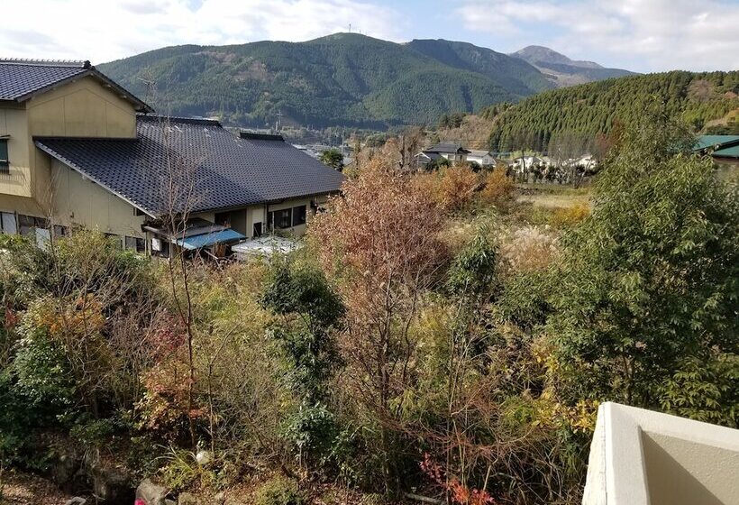 Hotel Yufuin Besso Shikisai