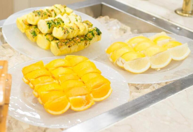 בית מלון כפרי Yuzawa Grand