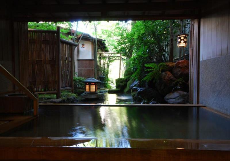 Kappou Ryokan Momiya