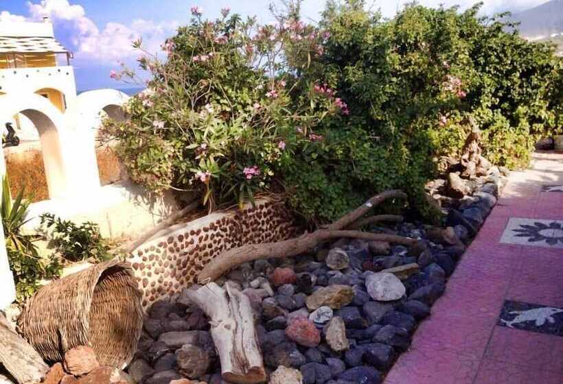 بنسيون Villa Livadaros