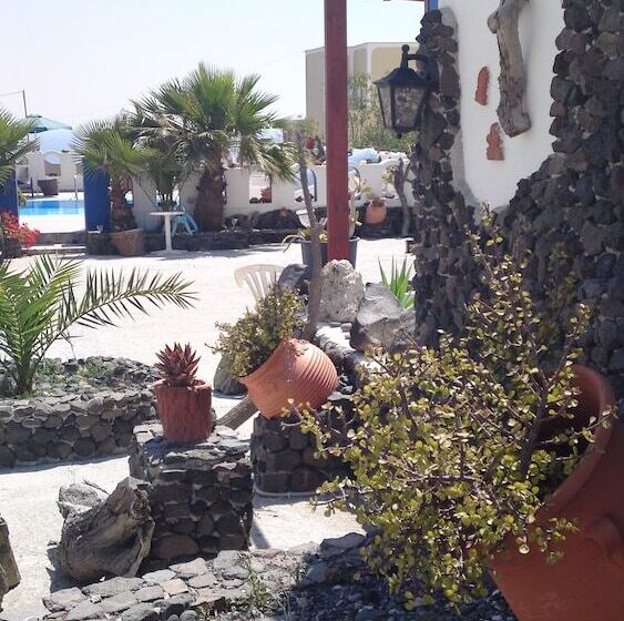 بنسيون Villa Livadaros