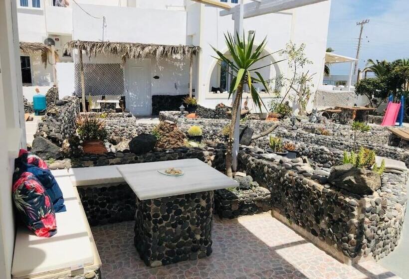 بنسيون Villa Livadaros