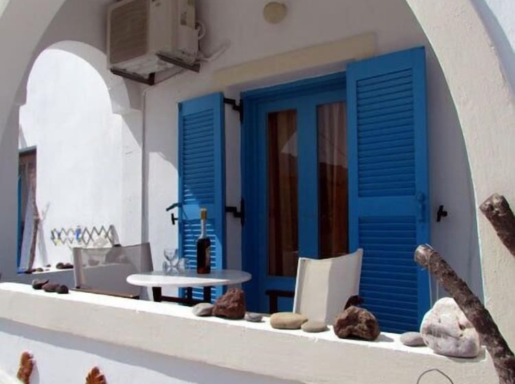 بنسيون Villa Livadaros