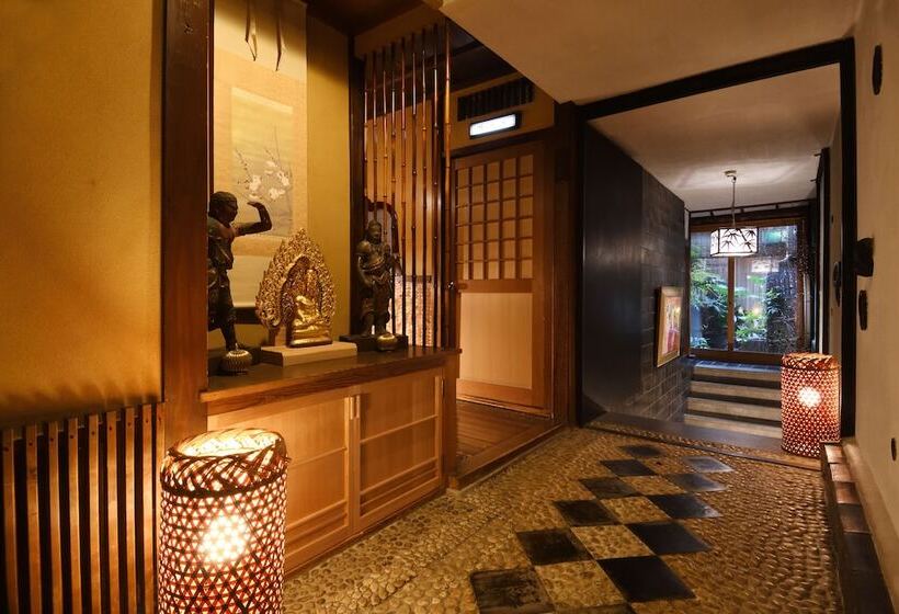 Seikoro Ryokan   Established In 1831