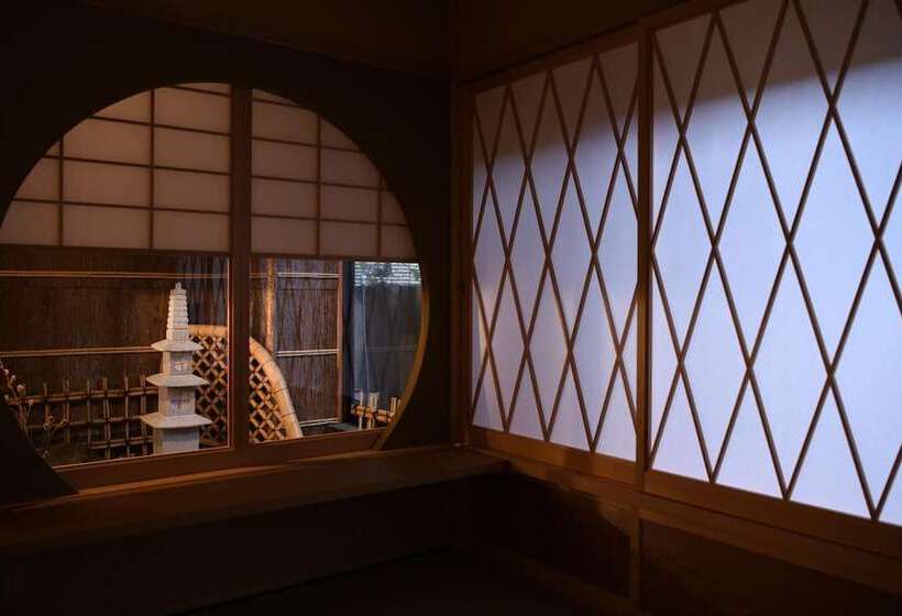 Seikoro Ryokan   Established In 1831