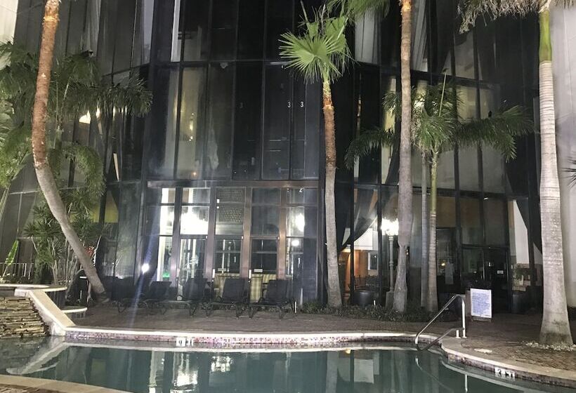 Sunchase Inn & Suites