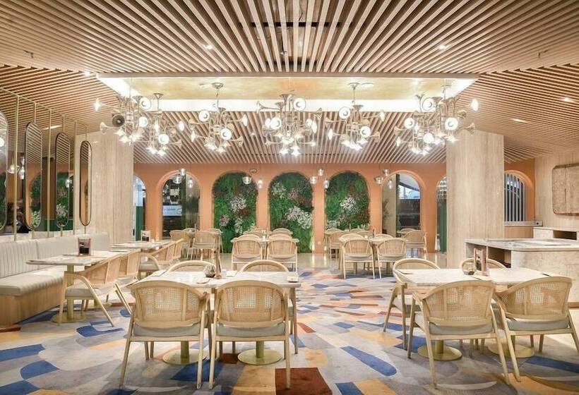 Artotel Suites Bianti Yogyakarta