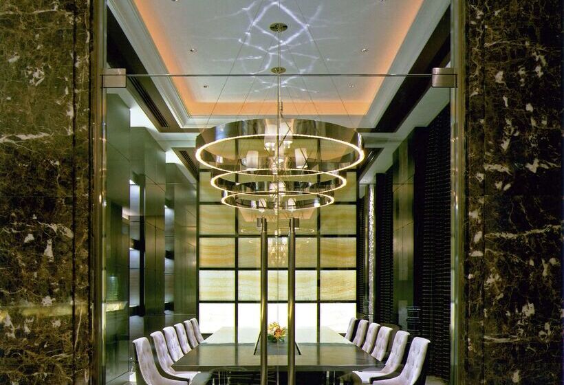 Doubletree By Hilton Hotel Naha