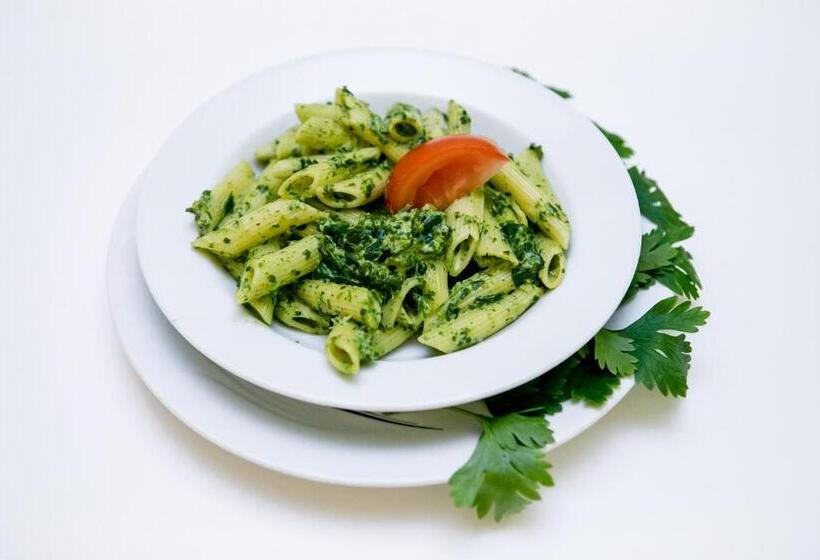 Eko Hotel Na Wierzynka & Park Pinokia