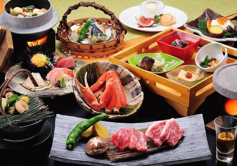 Hoho A Hotel Overlooking The Echigo Plain And The Yahiko Mountain Range Formerly Hotel Oohashi Yakat