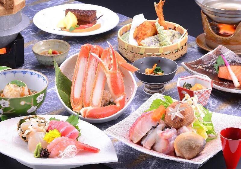 Hoho A Hotel Overlooking The Echigo Plain And The Yahiko Mountain Range Formerly Hotel Oohashi Yakat