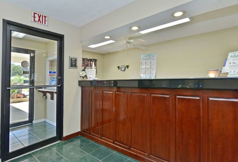 酒店 Americas Best Value Inn Hazlehurst