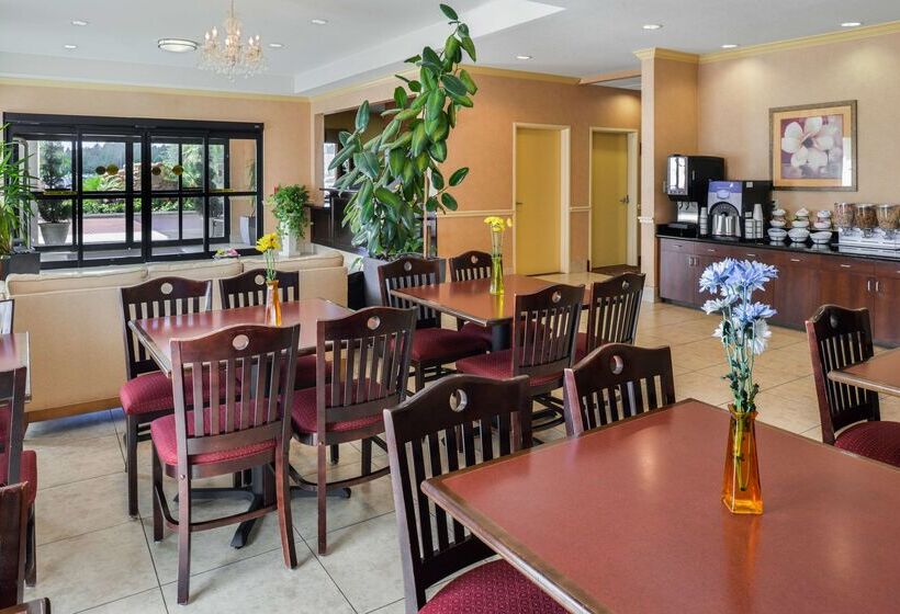 호텔 Americas Best Value Inn & Suites Livingston