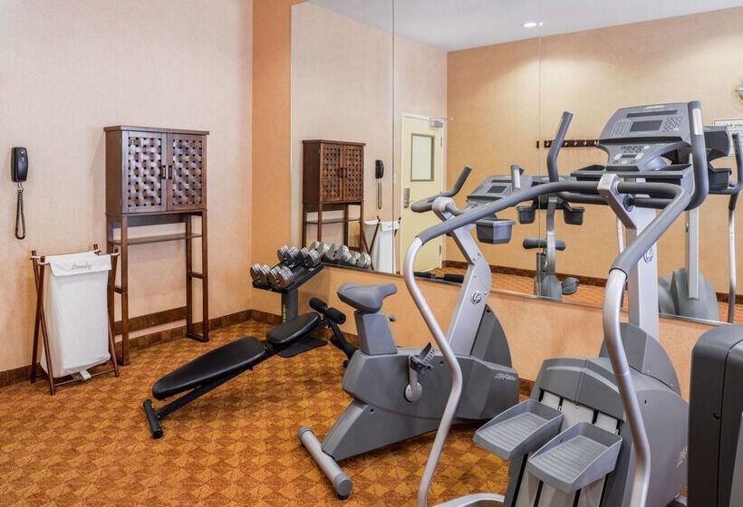 호텔 Americas Best Value Inn & Suites Livingston