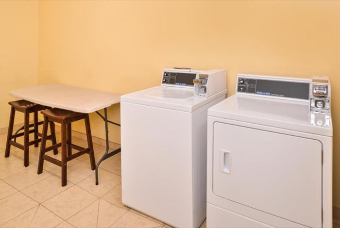 호텔 Americas Best Value Inn & Suites Livingston