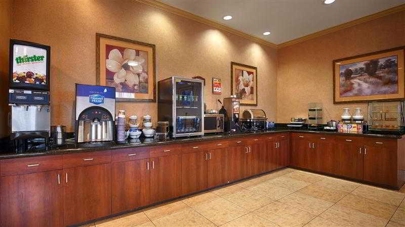 בית מלון כפרי Americas Best Value Inn & Suites Livingston