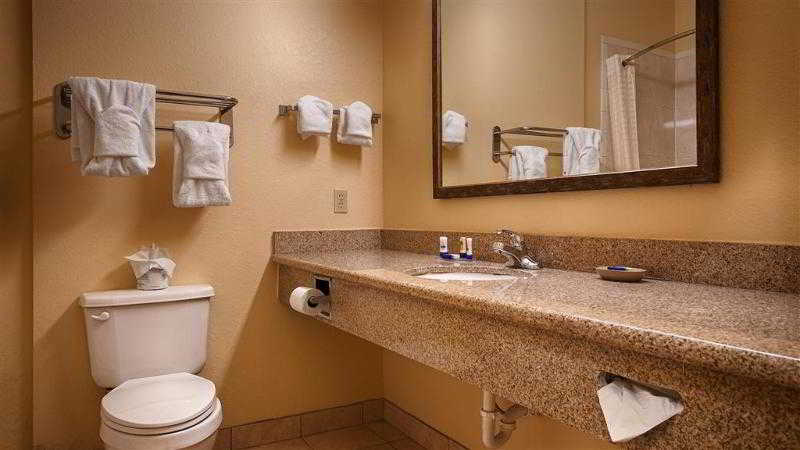 호텔 Americas Best Value Inn & Suites Livingston