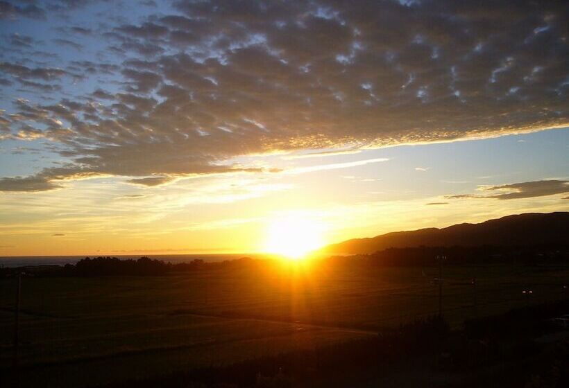 فندق Sado Ryotsu Shiizaki Onsen