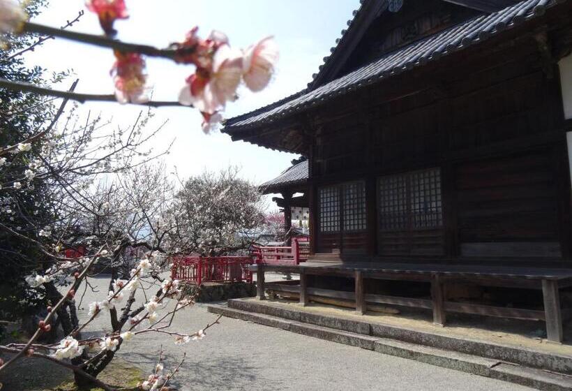 Apa Hotel Takamatsu Airport