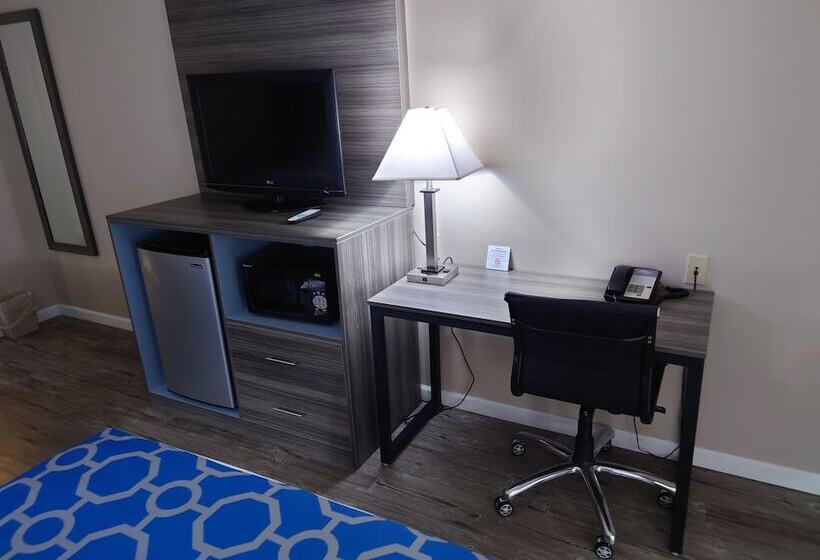 فندق Baymont By Wyndham Adairsville