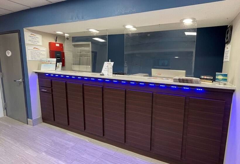 فندق Baymont By Wyndham Adairsville