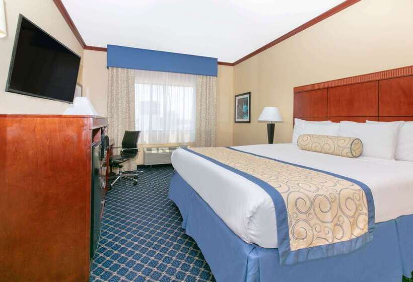 فندق Baymont By Wyndham Mccomb