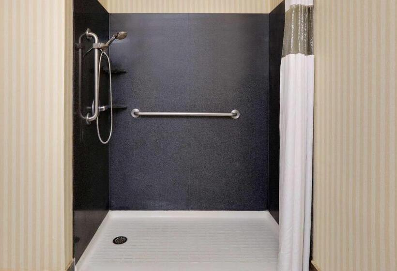 فندق Baymont By Wyndham Mccomb